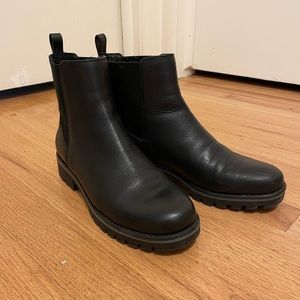Crown Vintage Black Chelsea Boot- size 10